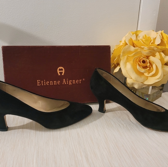 Vintage Etienne Aigner classic black suede pumps Priscilla - Picture 12 of 13